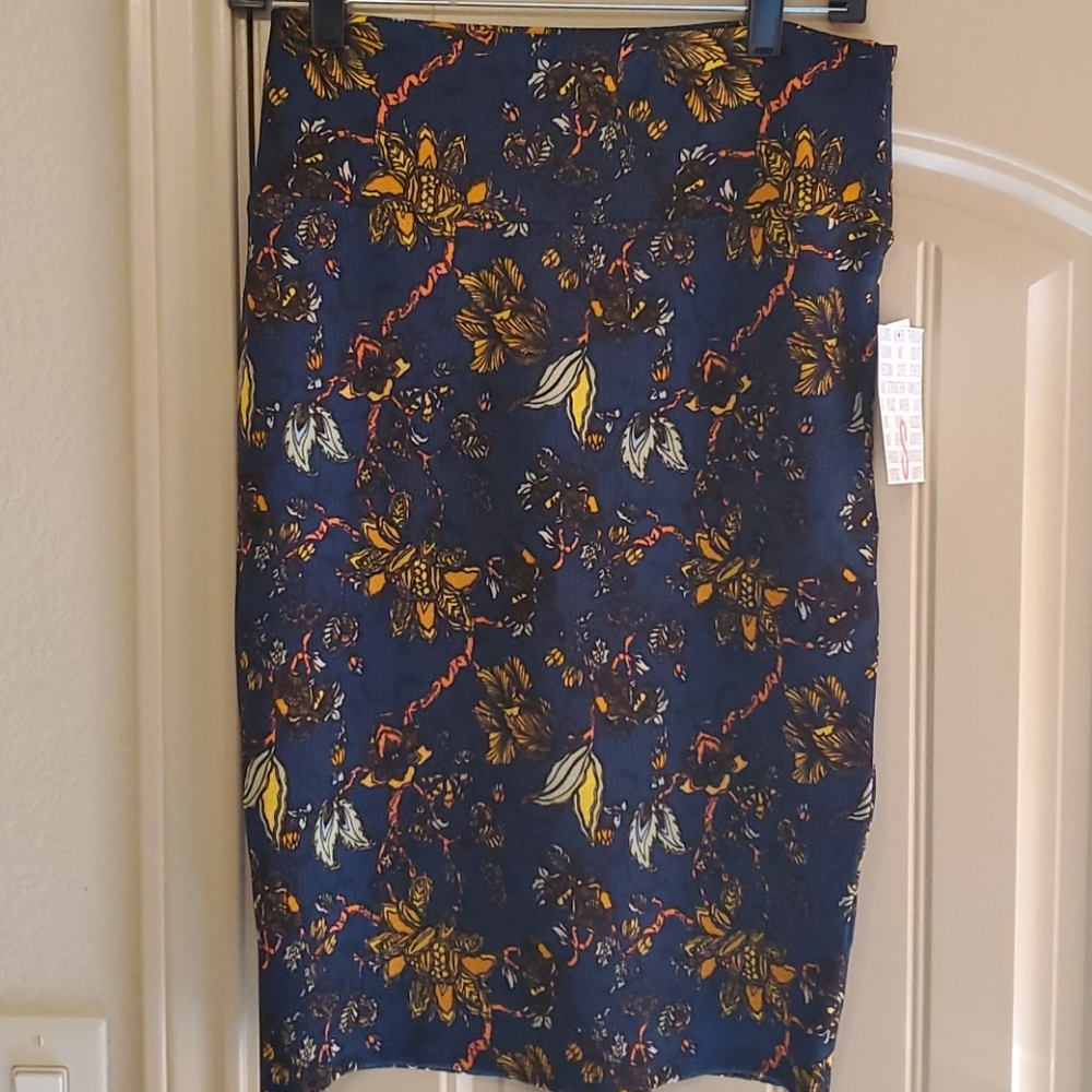 LuLaRoe Cassie Skirt